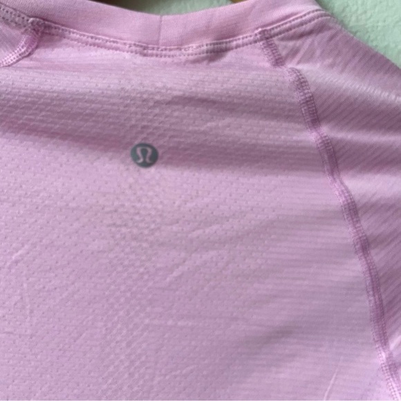 NWT Lululemon Swiftly Tech Cropped Short-Sleeve Vitapink Size 8 - Picture 3 of 6